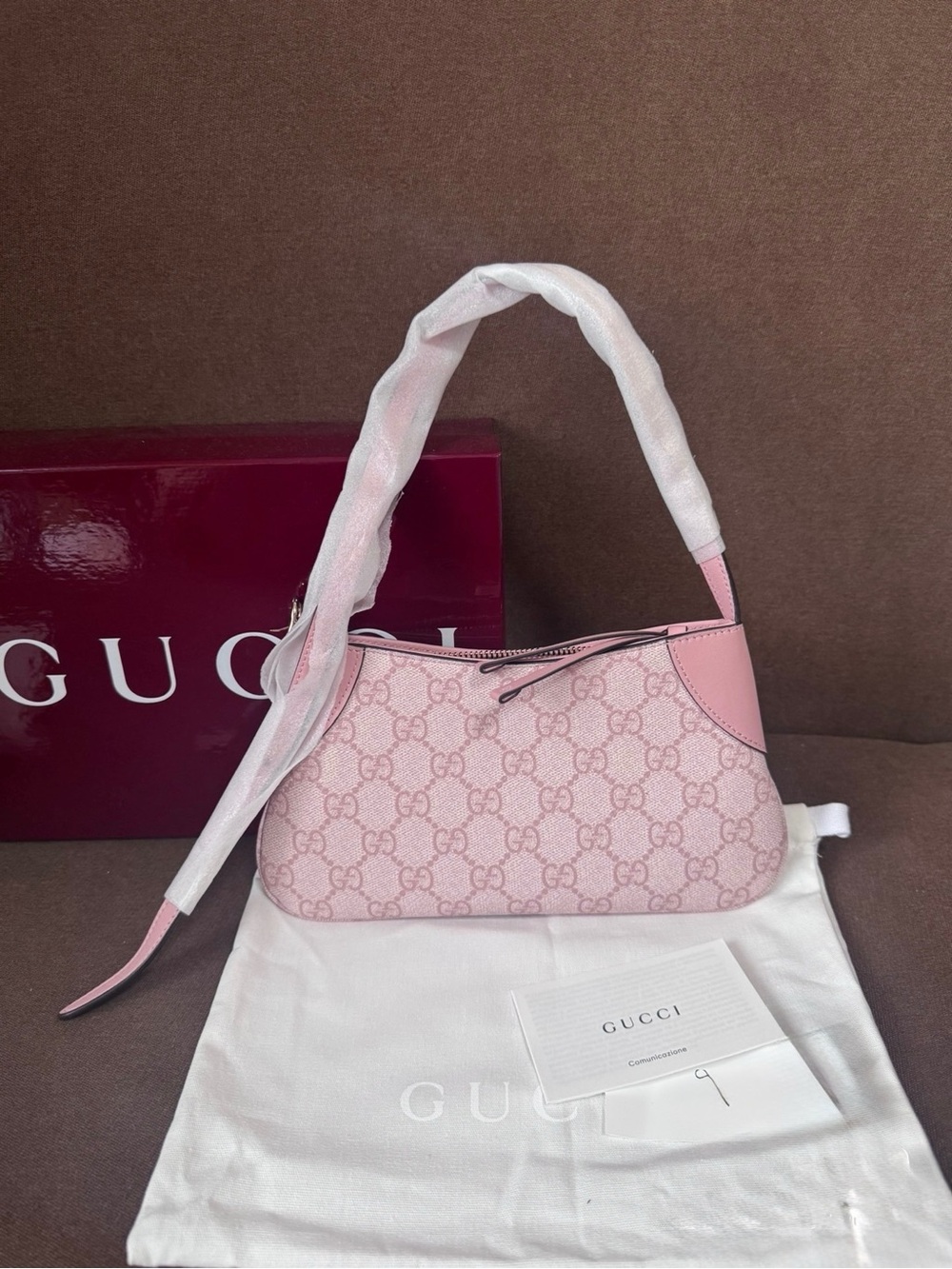 Gucci Light Pink GG Supreme Shoulder Bag